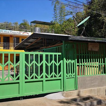 Rain Haven Lodging House Coron Exteriör bild