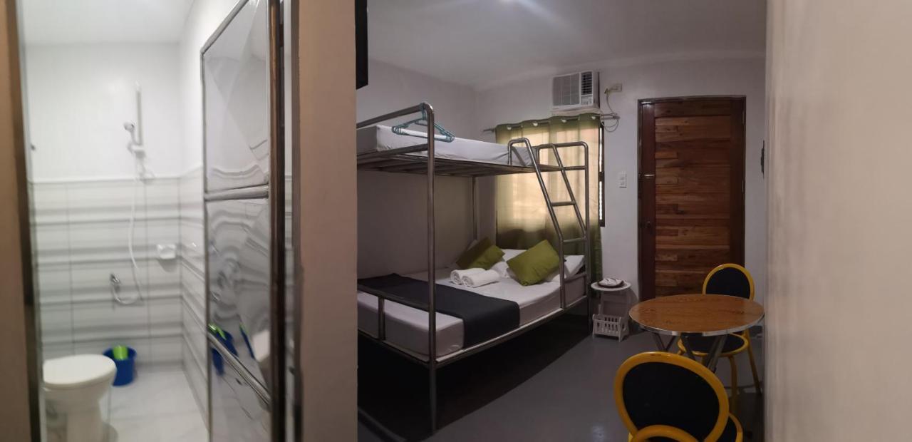 Rain Haven Lodging House Coron Exteriör bild